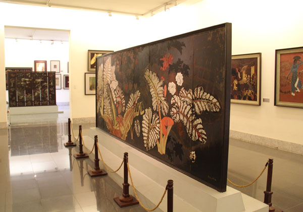 Hanoi Art Gallery shows interesting local art for both locals and tourists