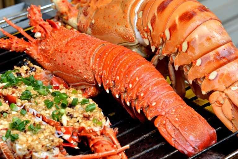 Lobster-seafood in Halong Bay
